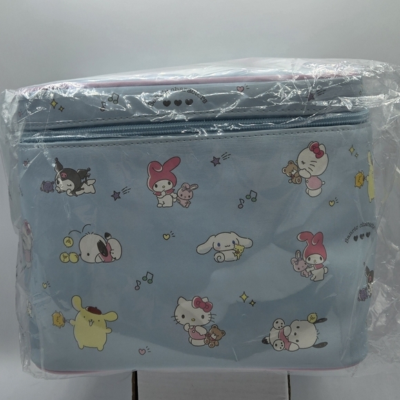 Sanrio Hello Kitty and Friends Vanity Pouch Bag - Picture 1 of 8